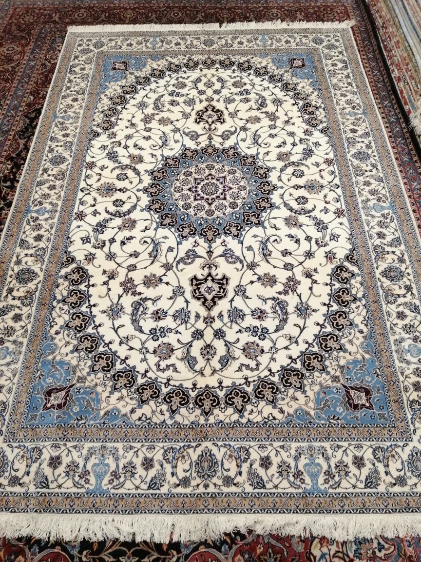 1663166660Nain Carpet Medallion Size 2x3m.jpeg